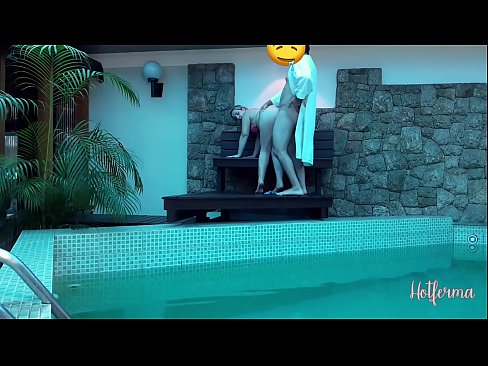 ❤️ Baas noeget faam nei it swimbad, mar koe net wjerstean in hot ️ Porno by ús fy.truedating.top ❌
